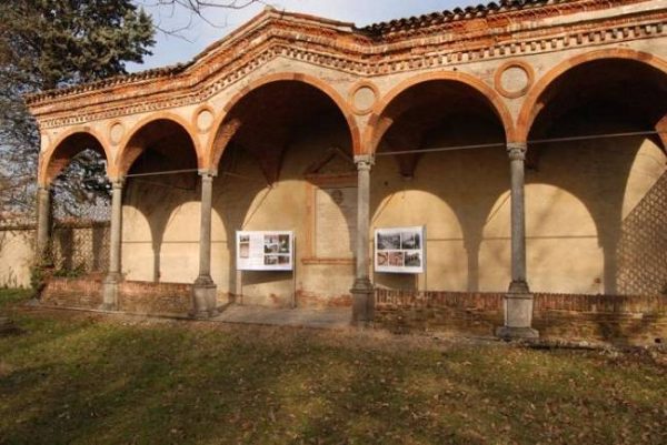 Villa Bagatti-Valsecchi (Varedo) - Tratto di portico del Lazzaretto